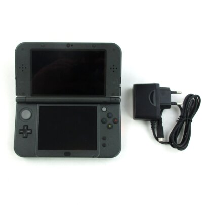 New Nintendo 3DS XL Konsole in Metallic Schwarz / Black...